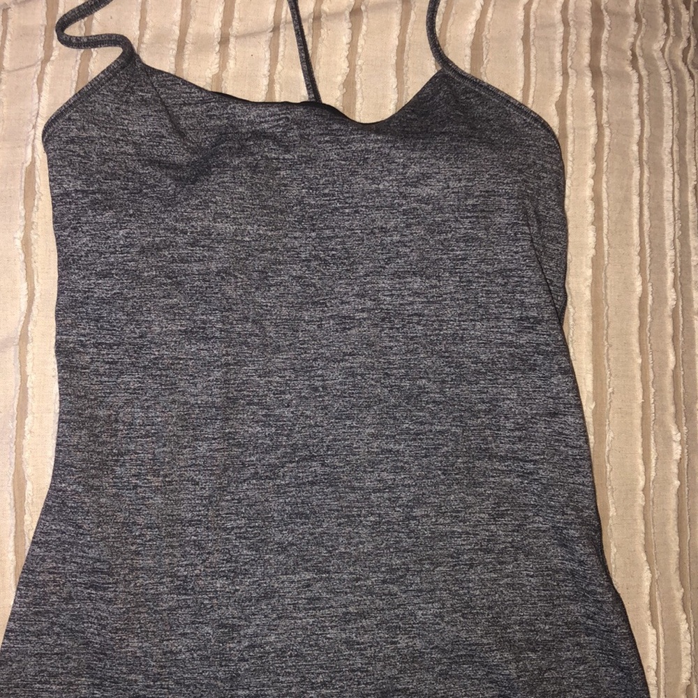 Lululemon Power Y Size 6 Perfect Condition